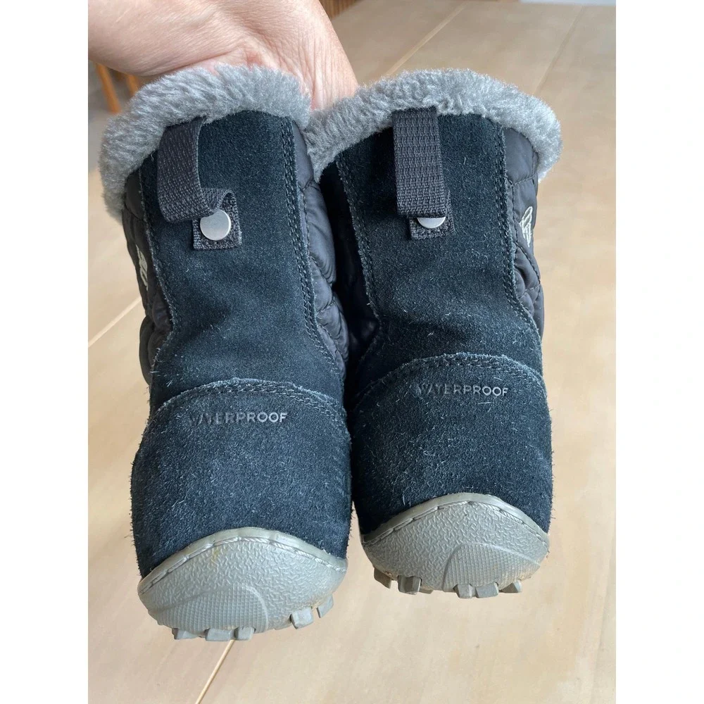Columbia Women's Powder Summit Shorty Waterproof Black Suede Quilted‎ Snow Boots